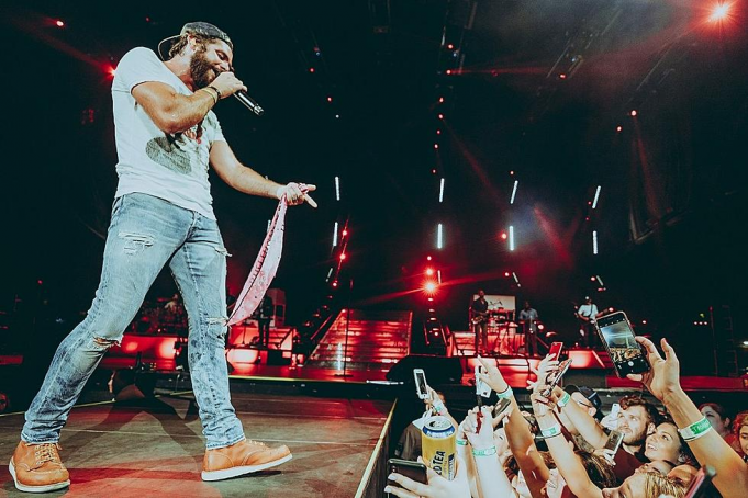 Thomas Rhett at Hersheypark Stadium